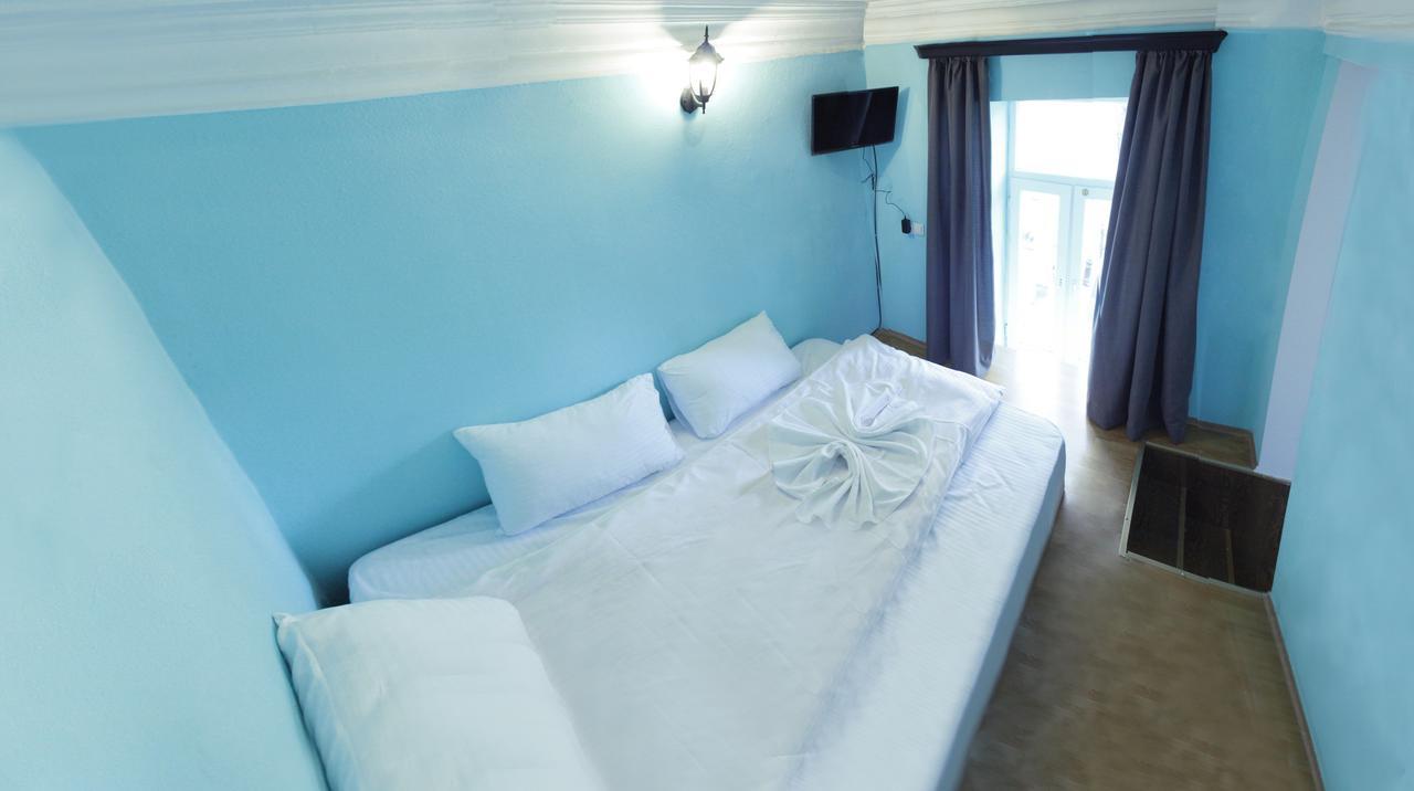 Hotel Rustaveli 36 Тбилиси Экстерьер фото