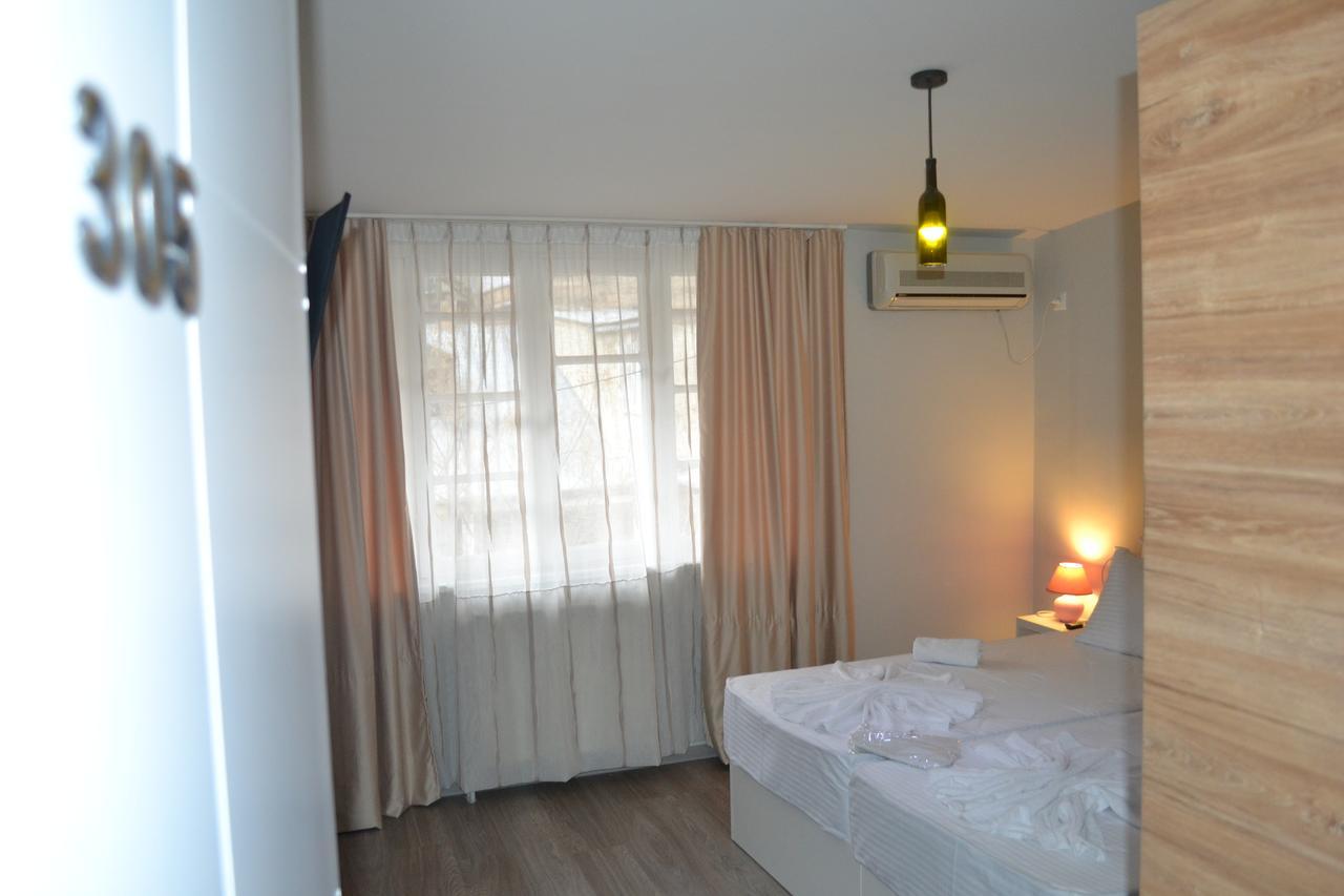 Hotel Rustaveli 36 Тбилиси Экстерьер фото
