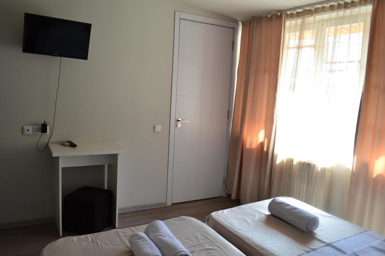 Hotel Rustaveli 36 Тбилиси Экстерьер фото